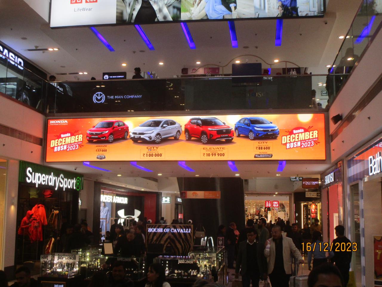 honda dooh campaign at dlf mall