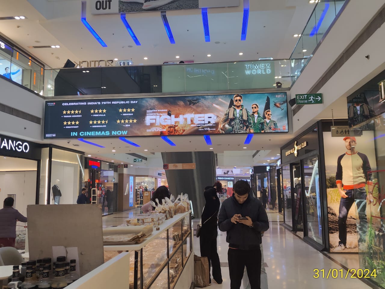 Diginet Ignites Fighter Buzz in Noida Mall