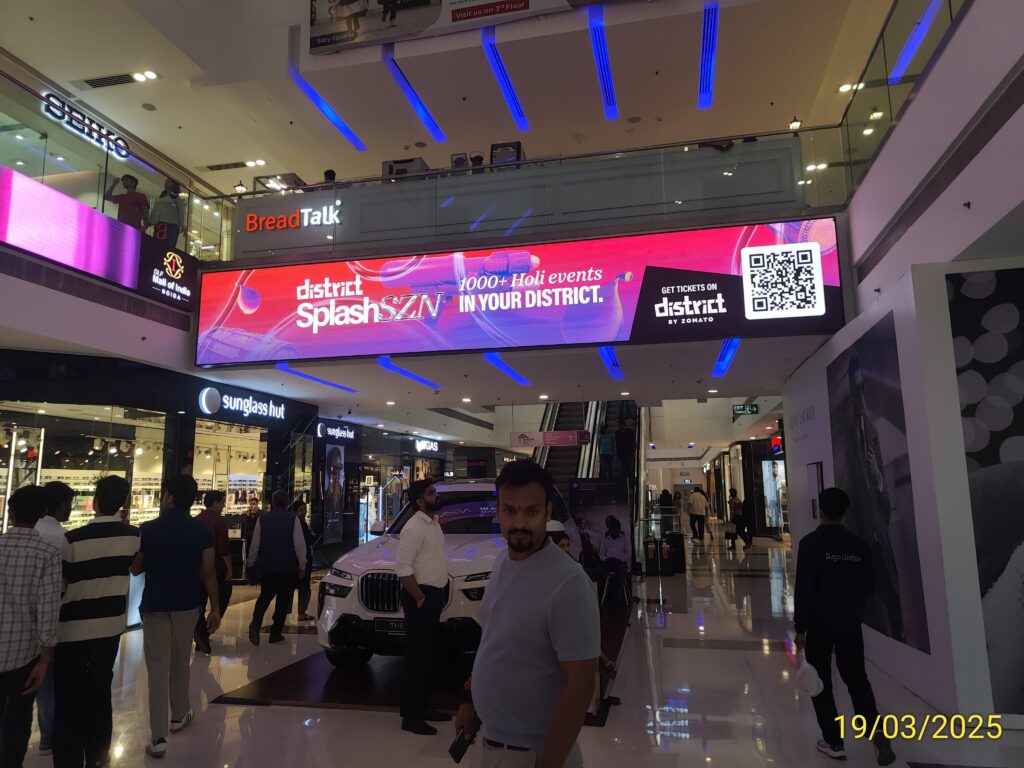 District App’s High-Impact DOOH Campaign by Diginet Media at DLF Noida
